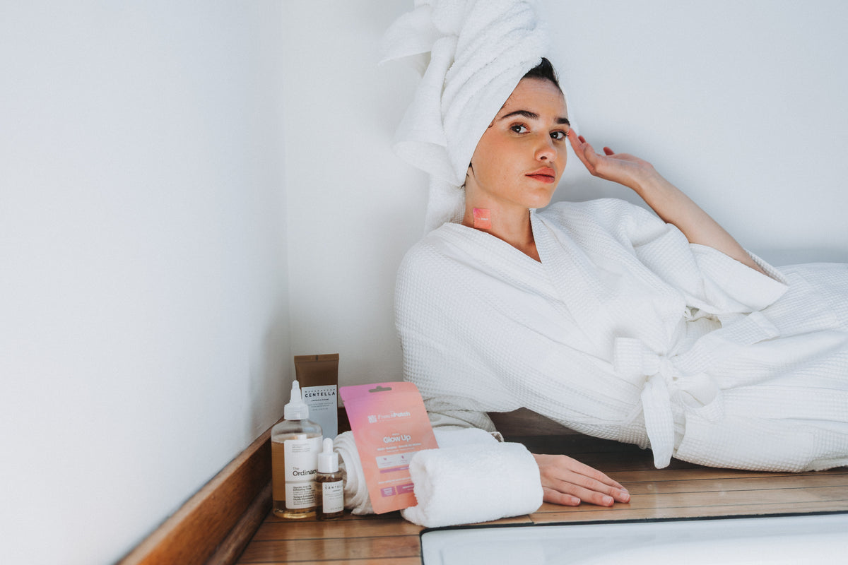 Produits The French Patch dans une salle de bain - rituel bien-être quotidien.